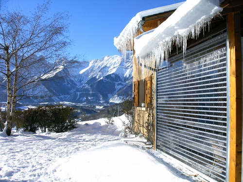 Transparent rolling shutter